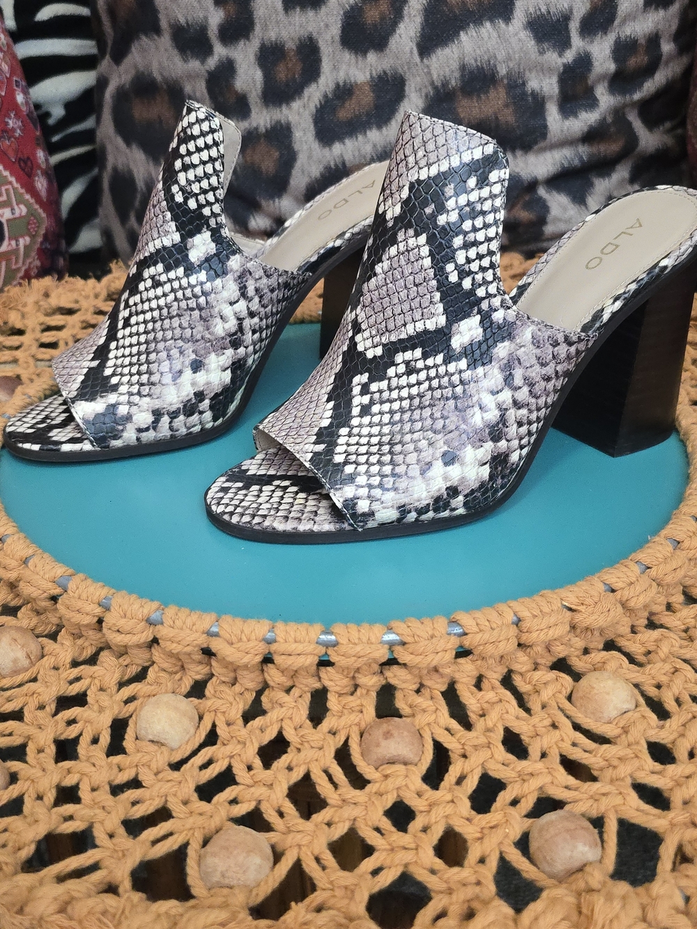 NIB ALDO Legossa Snake Mule Slides Chunky Sandal Heels in Black White 8